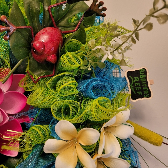 Ribbiter's Reef Wreath - Picture 3 of 4